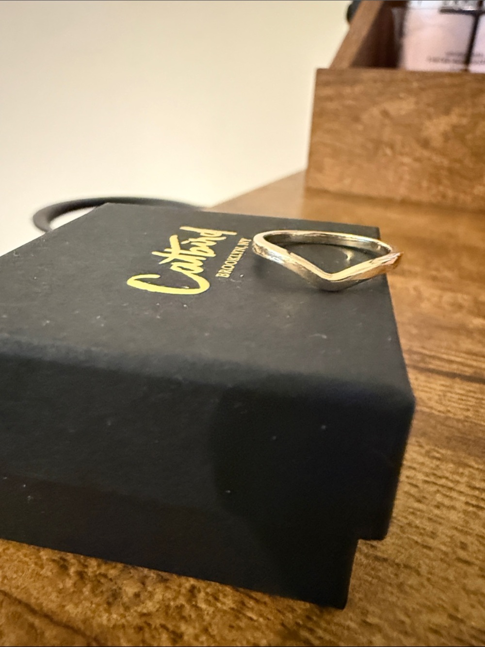 Catbird Classic Curved Band